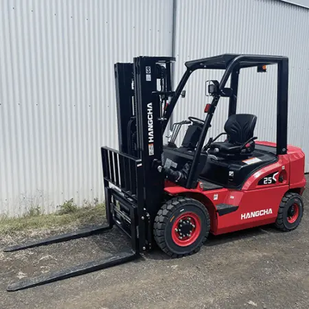 2.5 Tonne Diesel Forklift 7