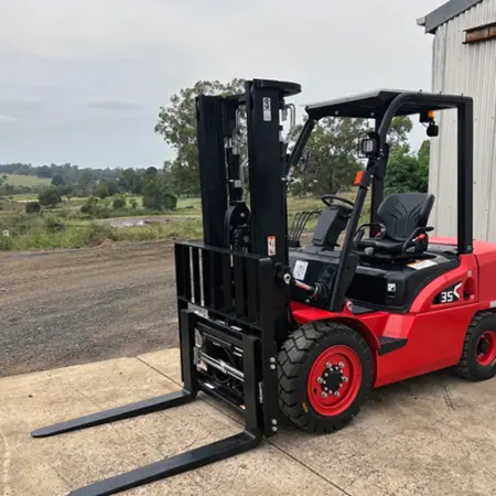 3.5 Tonne Diesel Forklift 6